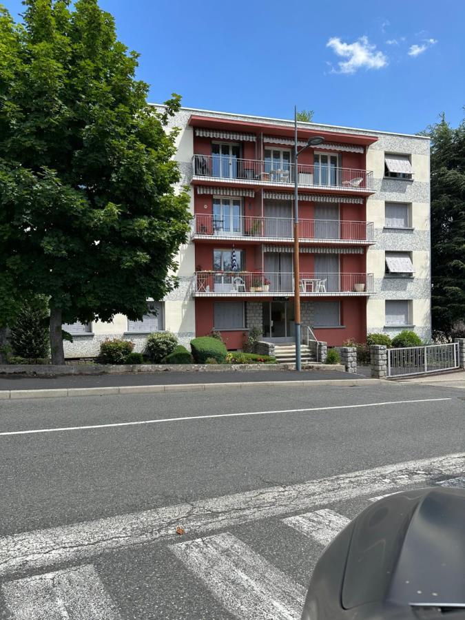 Saint-Genet-LerptMinoisアパートメント エクステリア 写真